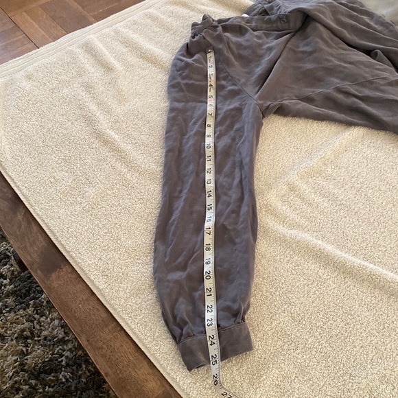 Bella Dahl from Neiman’s 100% Tencel great blouse. Gorgeous material. So comfy! - Picture 11 of 11